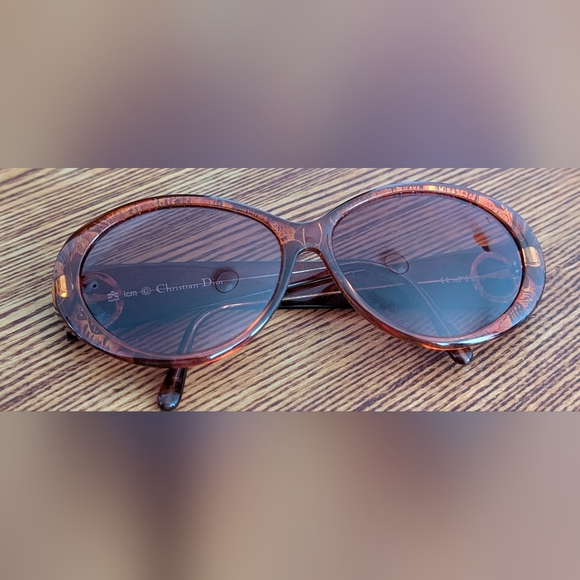 ⚡⚡🆕😎 Vintage Christian Dior Sunglasses Excellent condition! + Details below - Picture 2 of 6